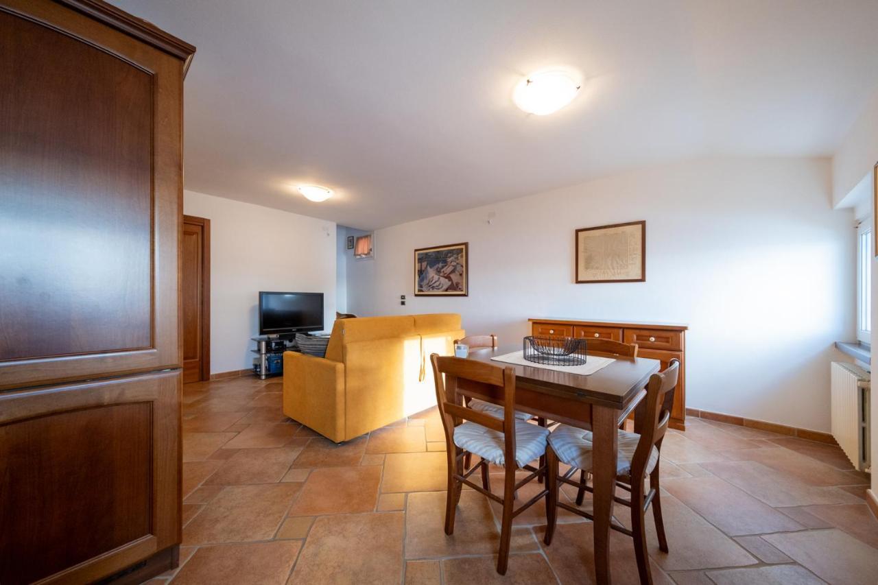 Apartmentsgarda - Baia Del Garda 5 Bagian luar foto